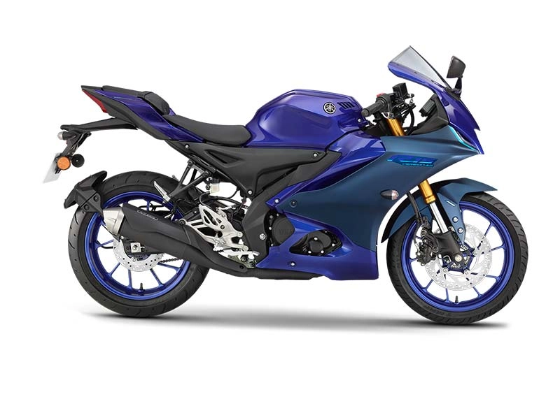 YAMAHA R15v4