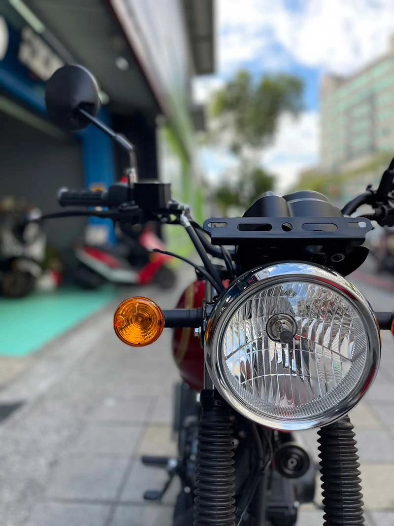 KAWASAKI W175