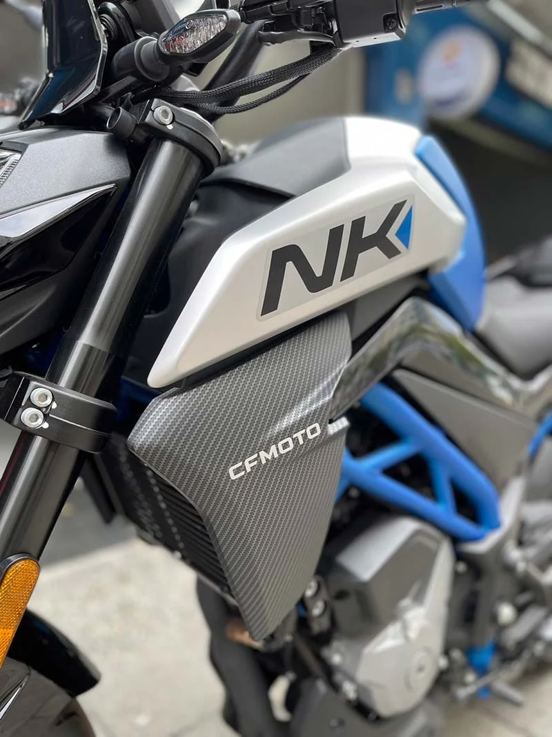 CFMOTO 300NK