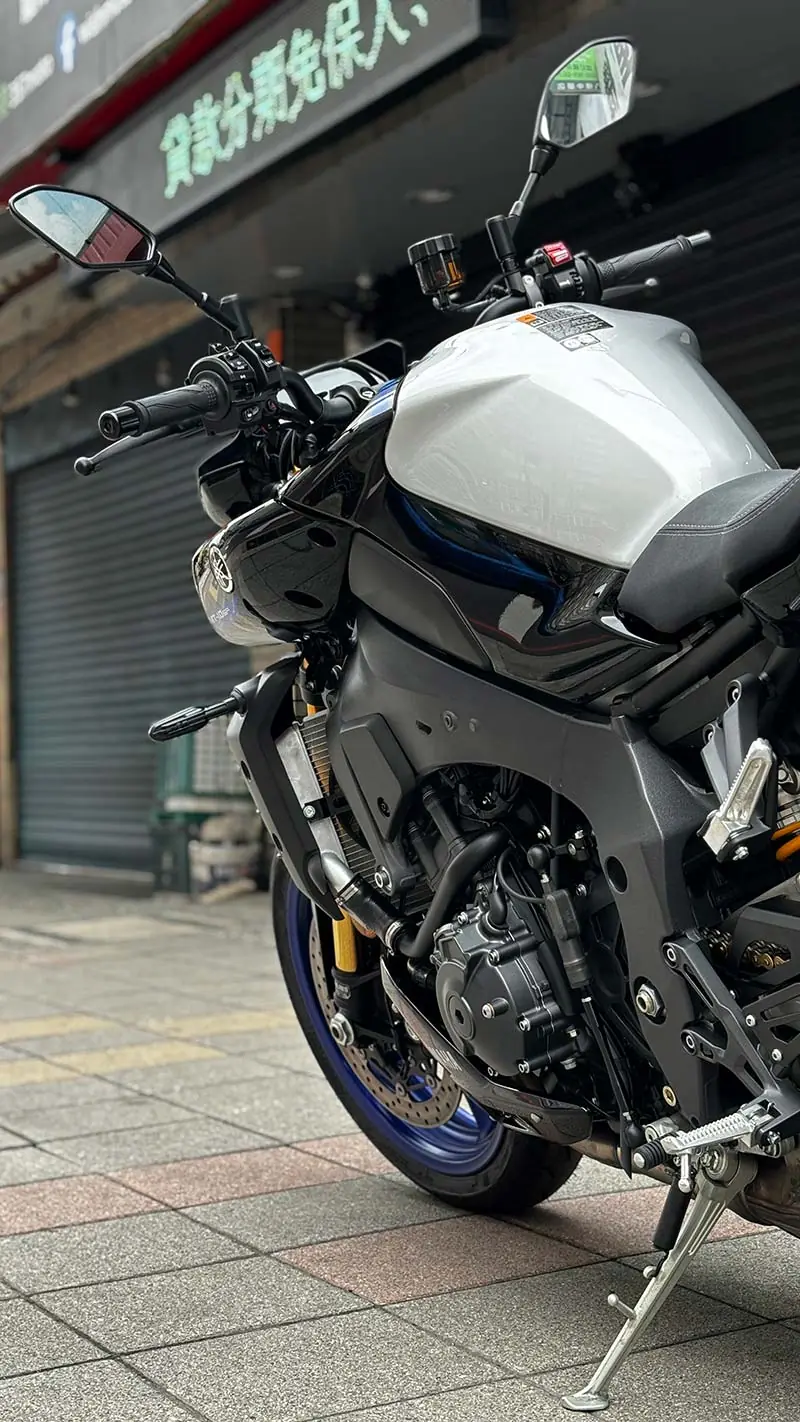 YAMAHA MT10 SP