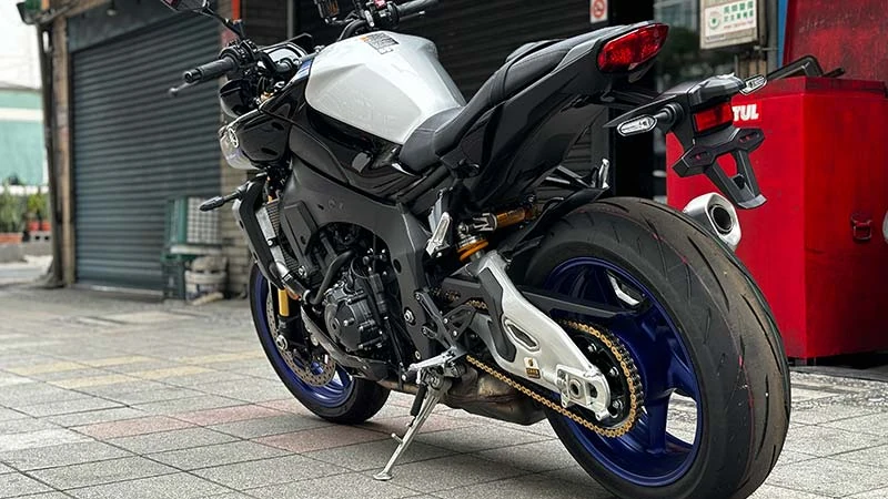 YAMAHA MT10 SP